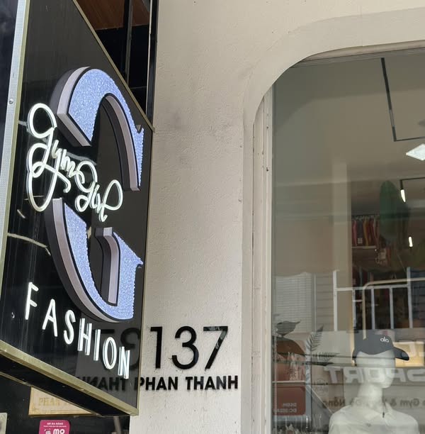 Gym Girl Fashion &Dstrok;&agrave; Nẵng